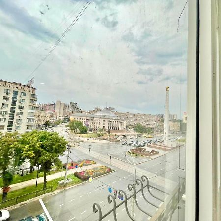 1 Room Apartment Near Peremohy Square Kijów Zewnętrze zdjęcie