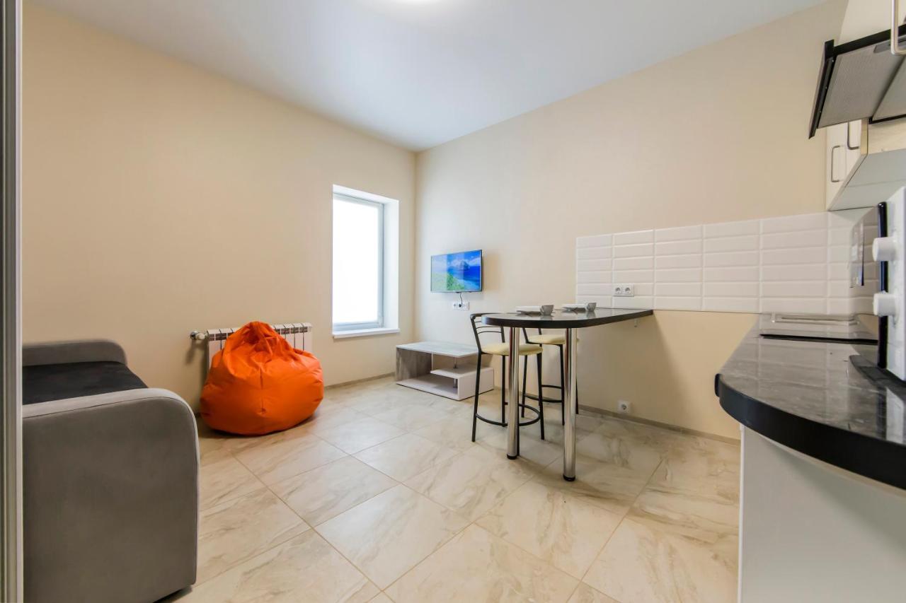 1 Room Apartment Near Peremohy Square Kijów Zewnętrze zdjęcie