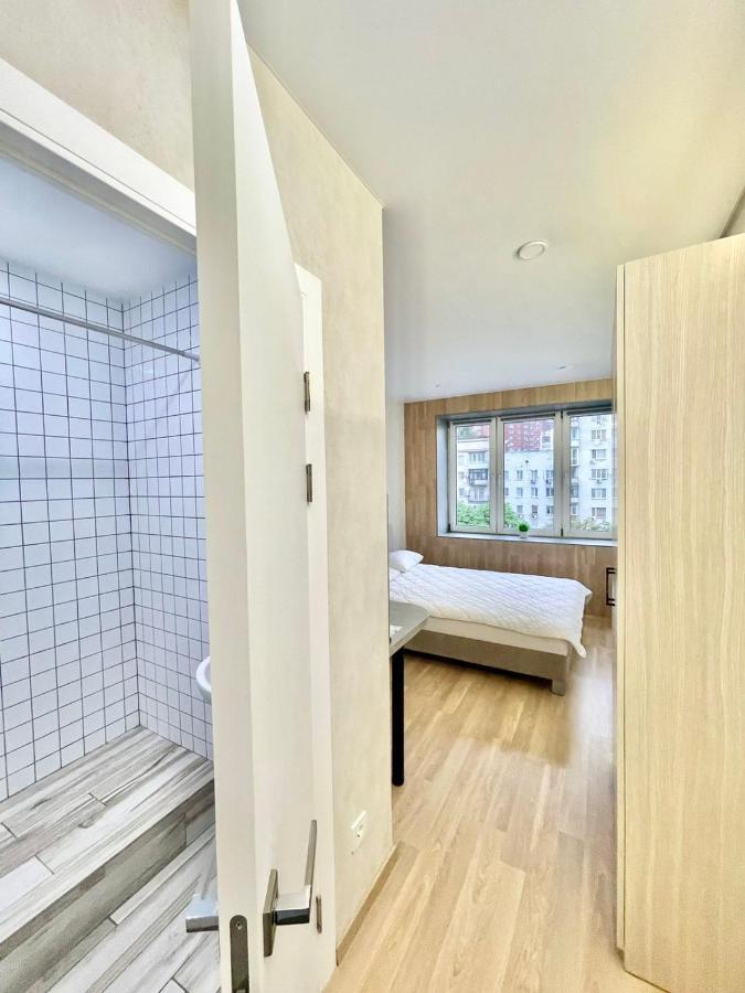 1 Room Apartment Near Peremohy Square Kijów Zewnętrze zdjęcie