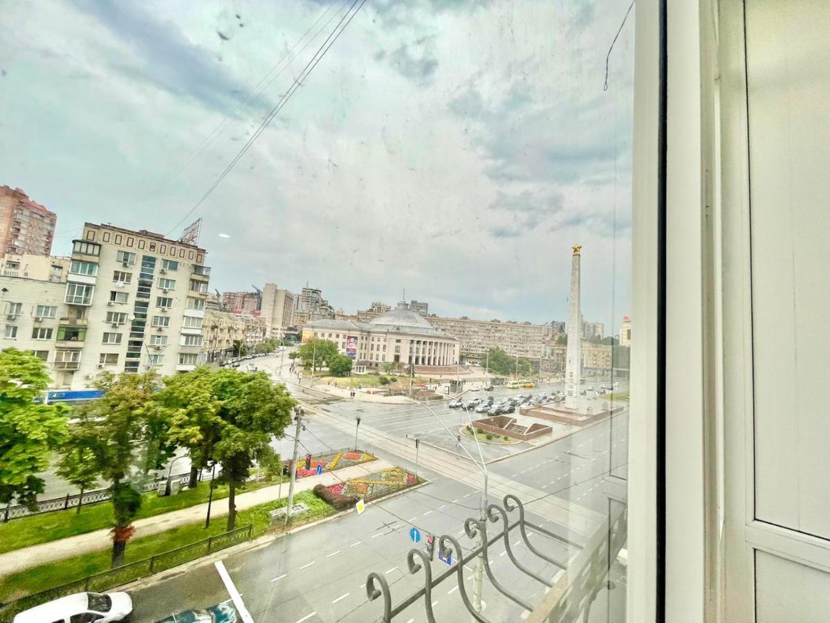1 Room Apartment Near Peremohy Square Kijów Zewnętrze zdjęcie